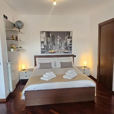 Dg Busto Apartmán *